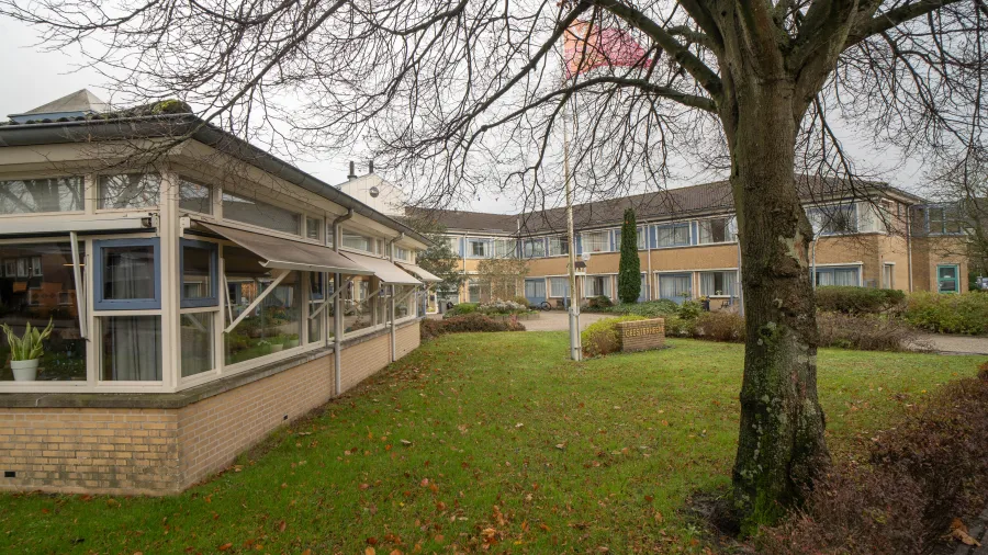 Geesterheem zijaanzicht