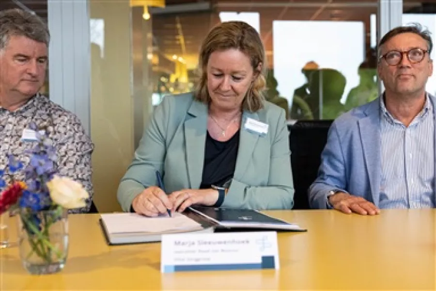 Marja ondertekent samenwerking voor betere spoedzorg