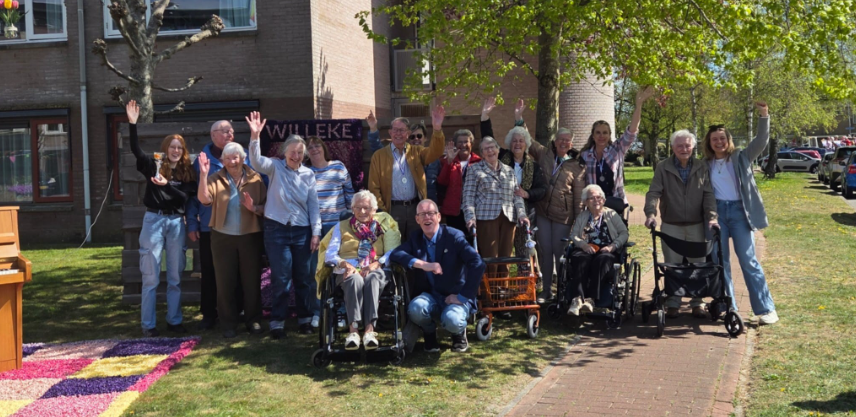 Medewerkers, bewoners en vrijwilligers van De Cameren